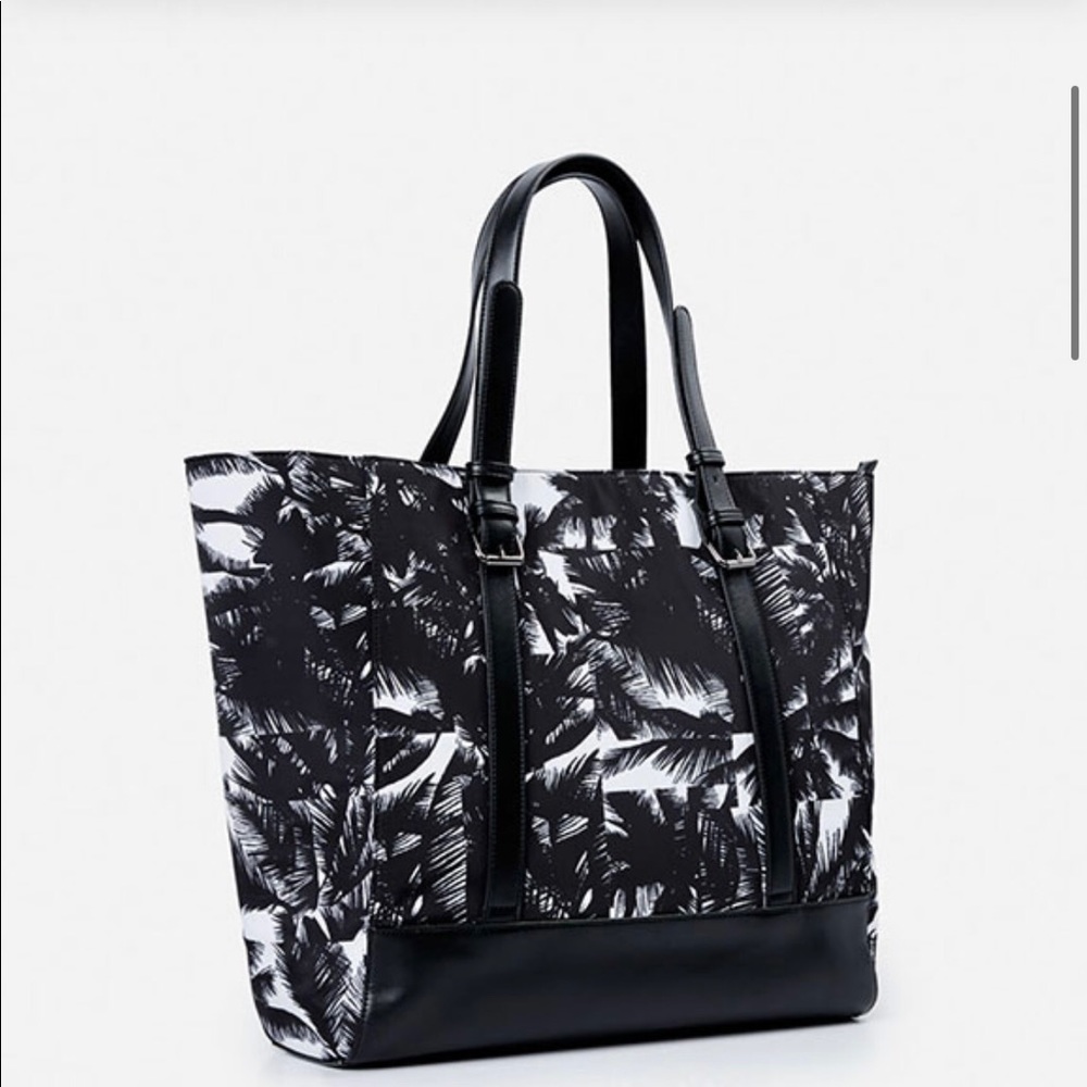 Fabletics Sunburst tote 2